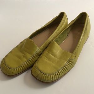 Aerosoles loafers. Soft comfy green leather. Size 7B
